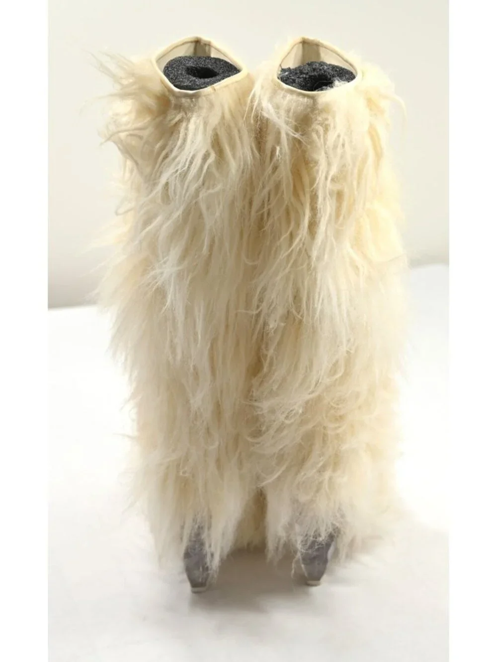 Chanel F/W 2010 Fantasy Icicle Faux Fur Mukluk Boots G27514 in Ivory